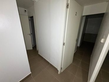 Pis amb ascensor en venda a Calle Tolrà