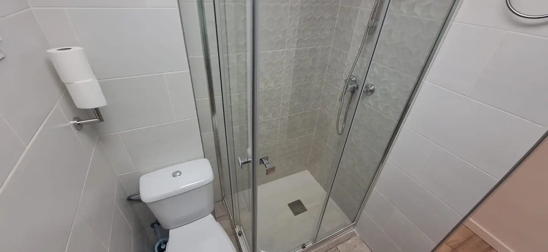 Bathroom of Flat for rent in Málaga  with Furnished, Oven and Washing machine