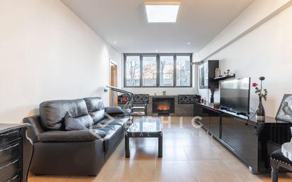 Living room of Flat for sale in  Barcelona Capital  with Air Conditioner