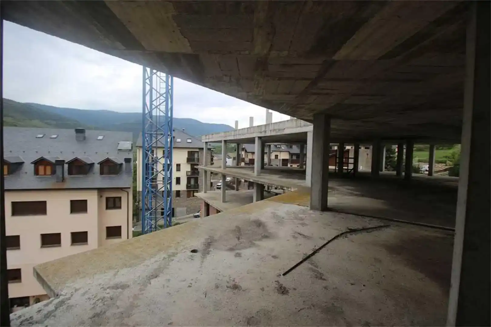Außenansicht von Residential zum Verkauf in Sort