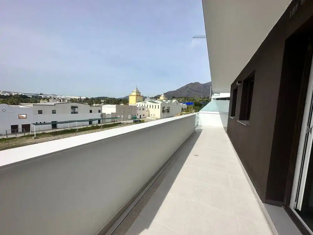 Terrasse von Wohnungen zur Miete in Estepona mit Klimaanlage, Terrasse und Abstellraum