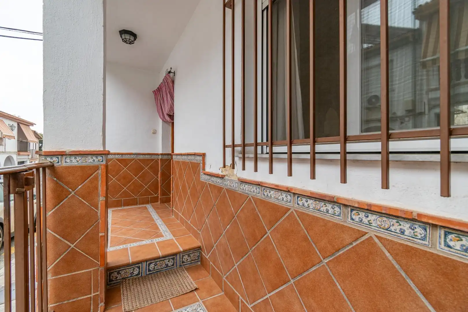 Casa adosada en venda en La Zubia amb Terrassa
