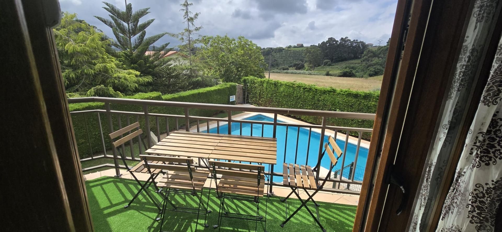 Piscina de Apartamento de alquiler en Miengo con Calefacción, Terraza y Piscina comunitaria