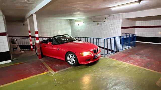 Garaje en Venta en Carrer de Troia en La Roqueta