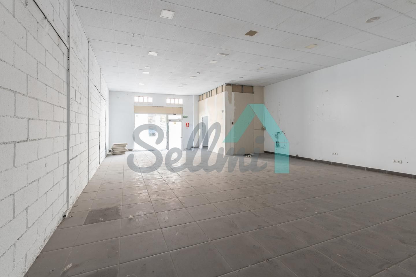 Nau industrial de lloguer en Oviedo 