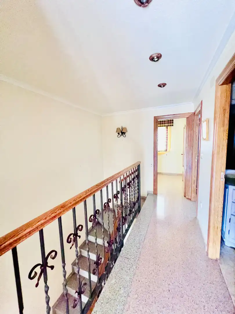 Casa adosada en venta en Petrer
