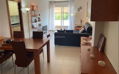 Living room of Flat for sale in Terrassa  with Air Conditioner, Heating and Furnished