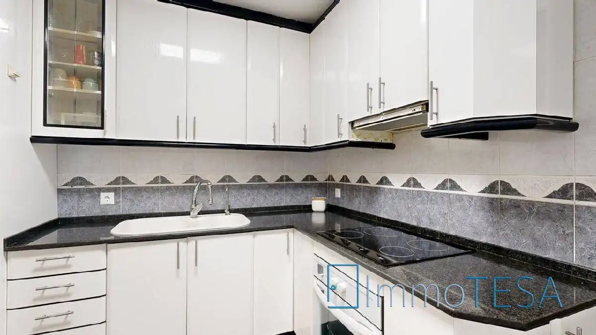 Küche von Wohnung zum Verkauf in Barberà del Vallès mit Heizung