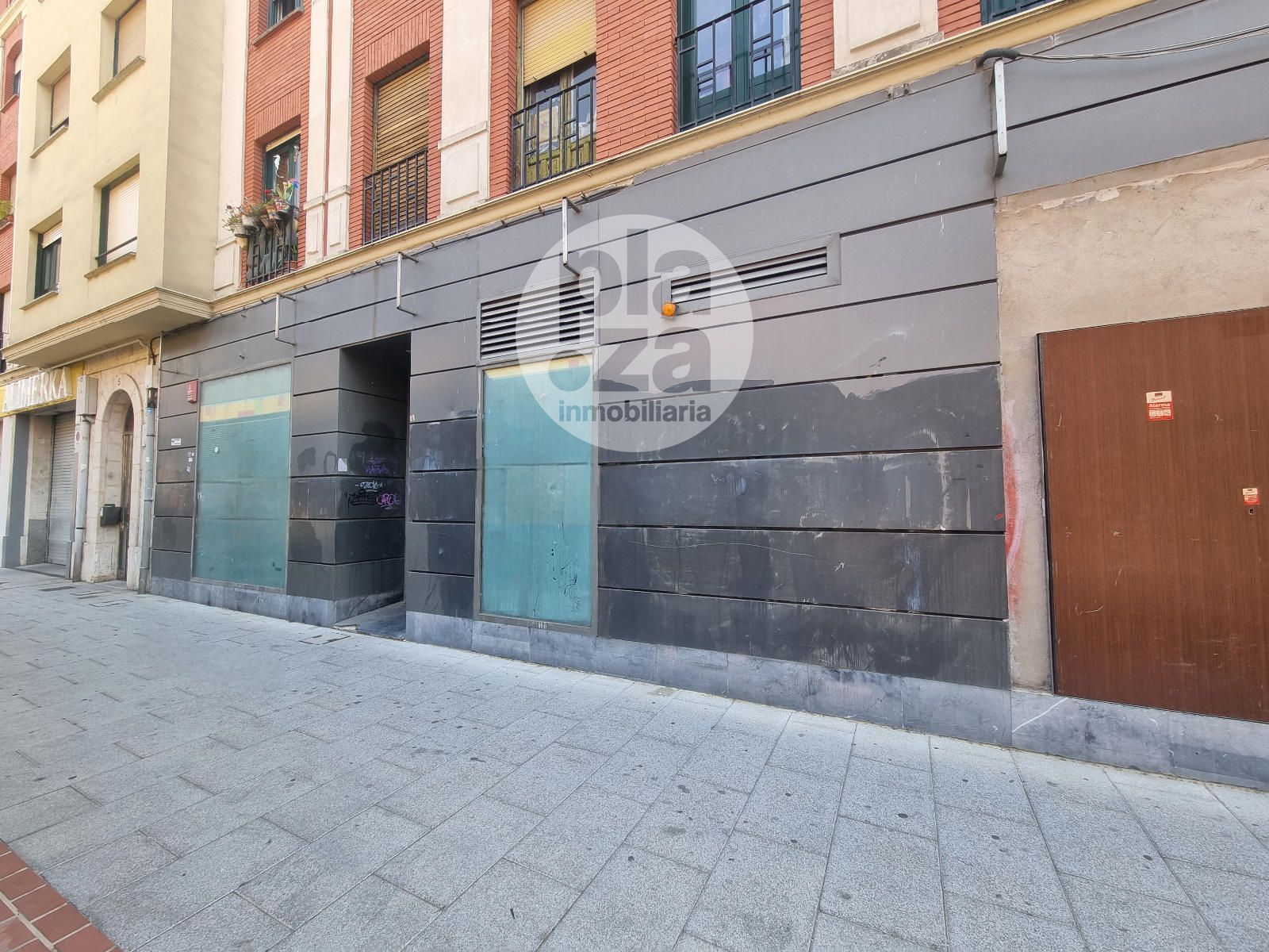 Exterior view of Premises for sale in Burgos Capital