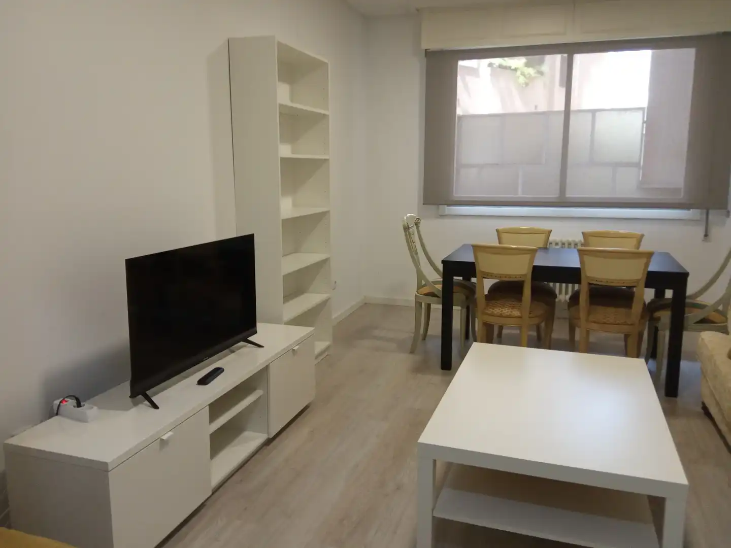 Flat with lift to rent in Avenida da Habana, imagen 2