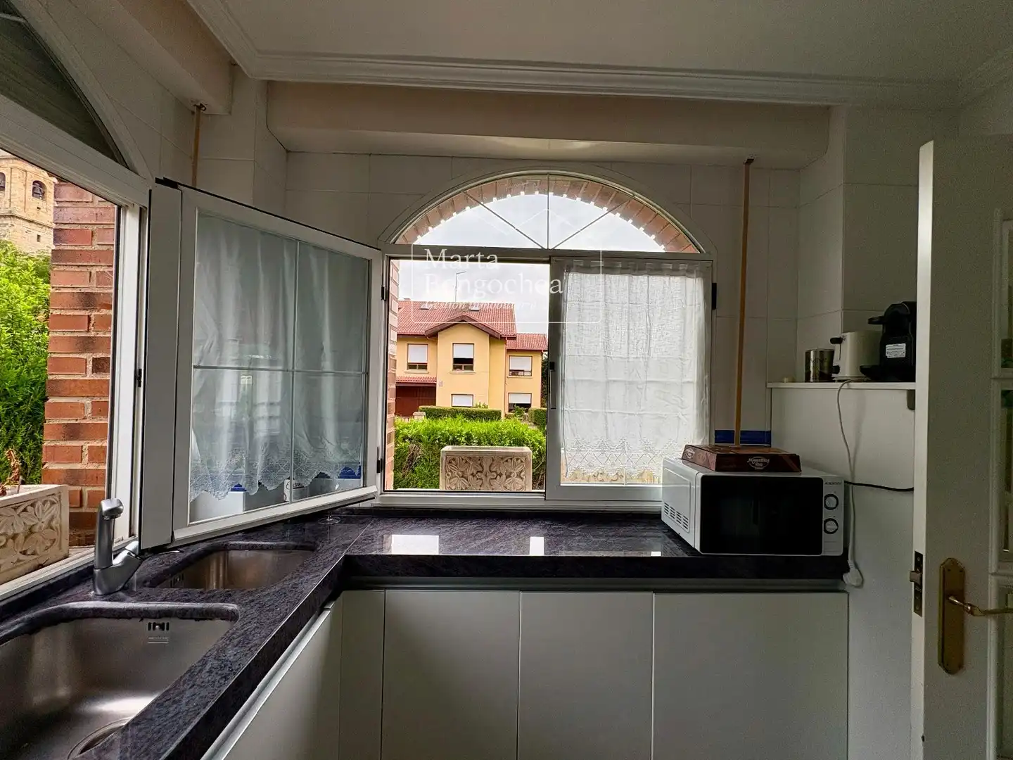 Kitchen of Houses for sale in Zigoitia  with Heating, Private garden and Swimming Pool