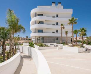 Vista exterior de Apartament en venda en Mijas amb Aire condicionat, Terrassa i Piscina