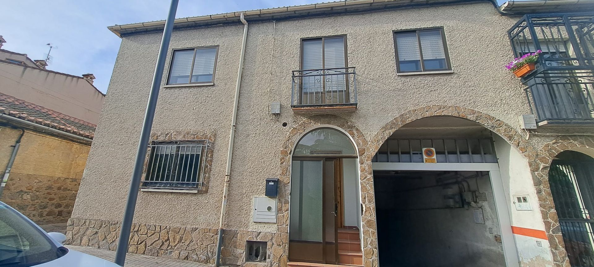 Vista exterior de Casa o xalet en venda en Ávila Capital amb Calefacció