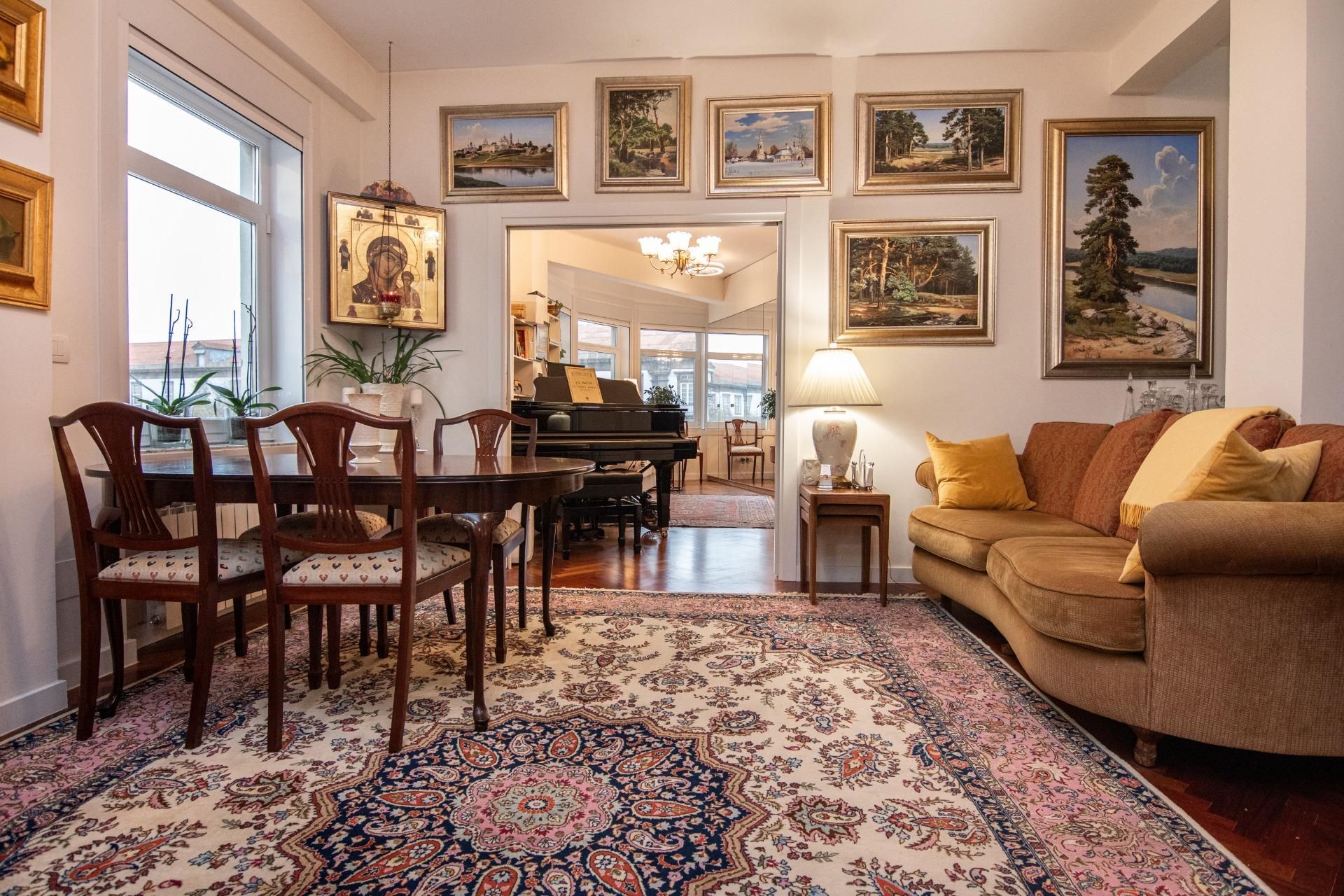 Living room of Flat for sale in A Coruña Capital   with Heating, Parquet flooring and Storage room