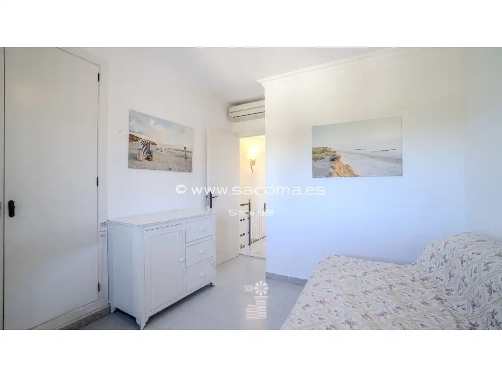 Bedroom of Houses for sale in Sant Llorenç des Cardassar  with Air Conditioner, Terrace and Balcony