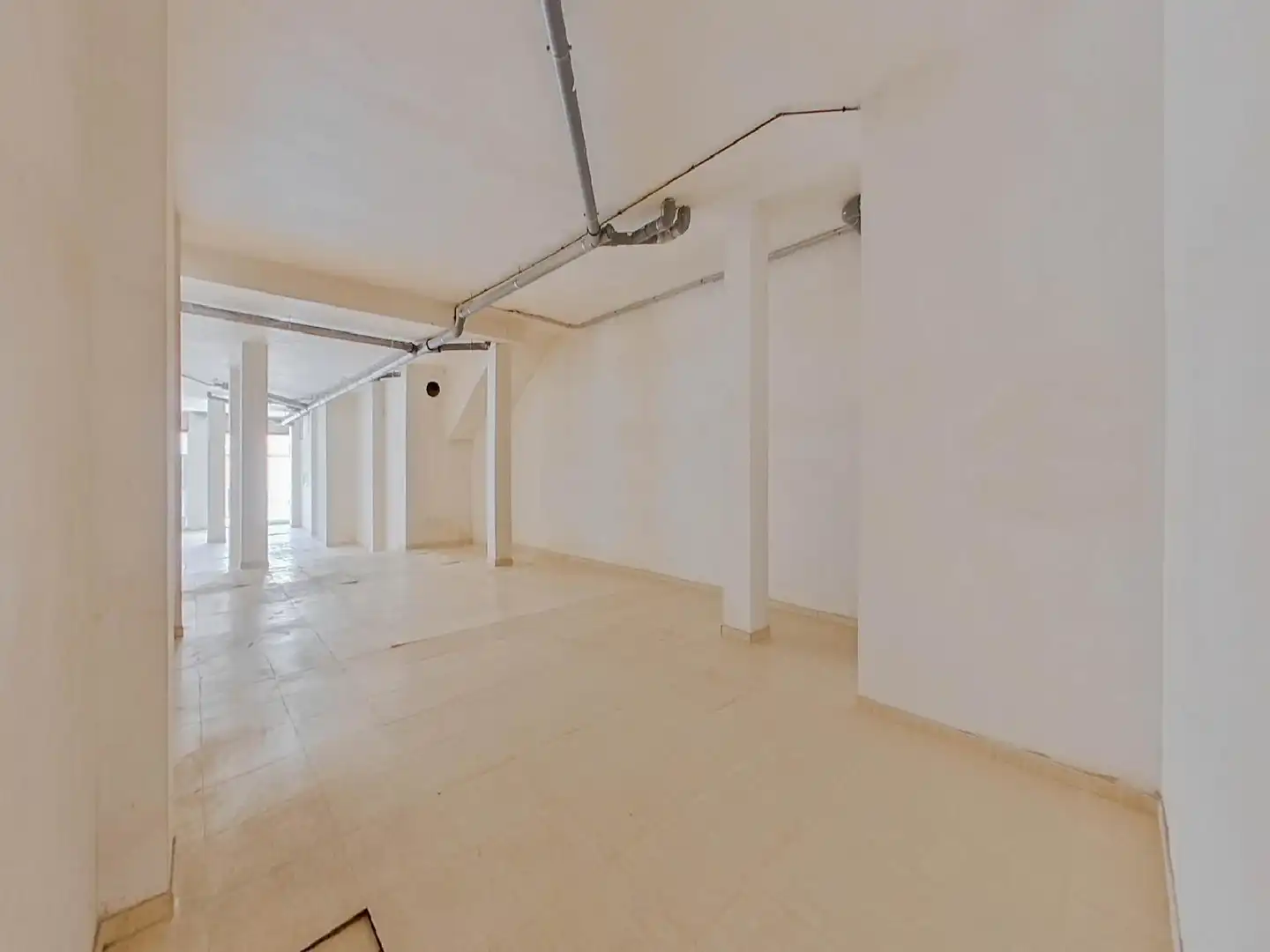 Commercial properties for sale in Manresa
