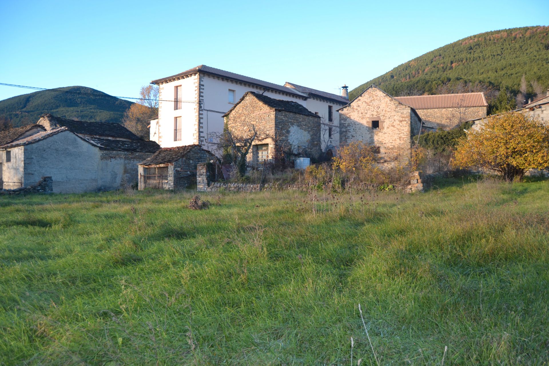 Exterior view of Country house for sale in Jaca