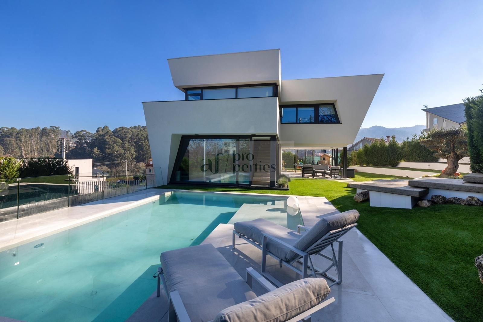 Exterior view of House or chalet for sale in Vigo   with Heating, Terrace and Storage room
