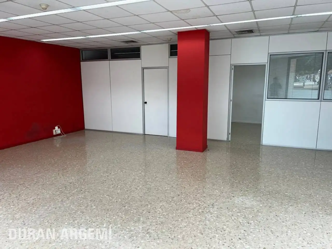 Geschaftsraum zur Miete in Terrassa