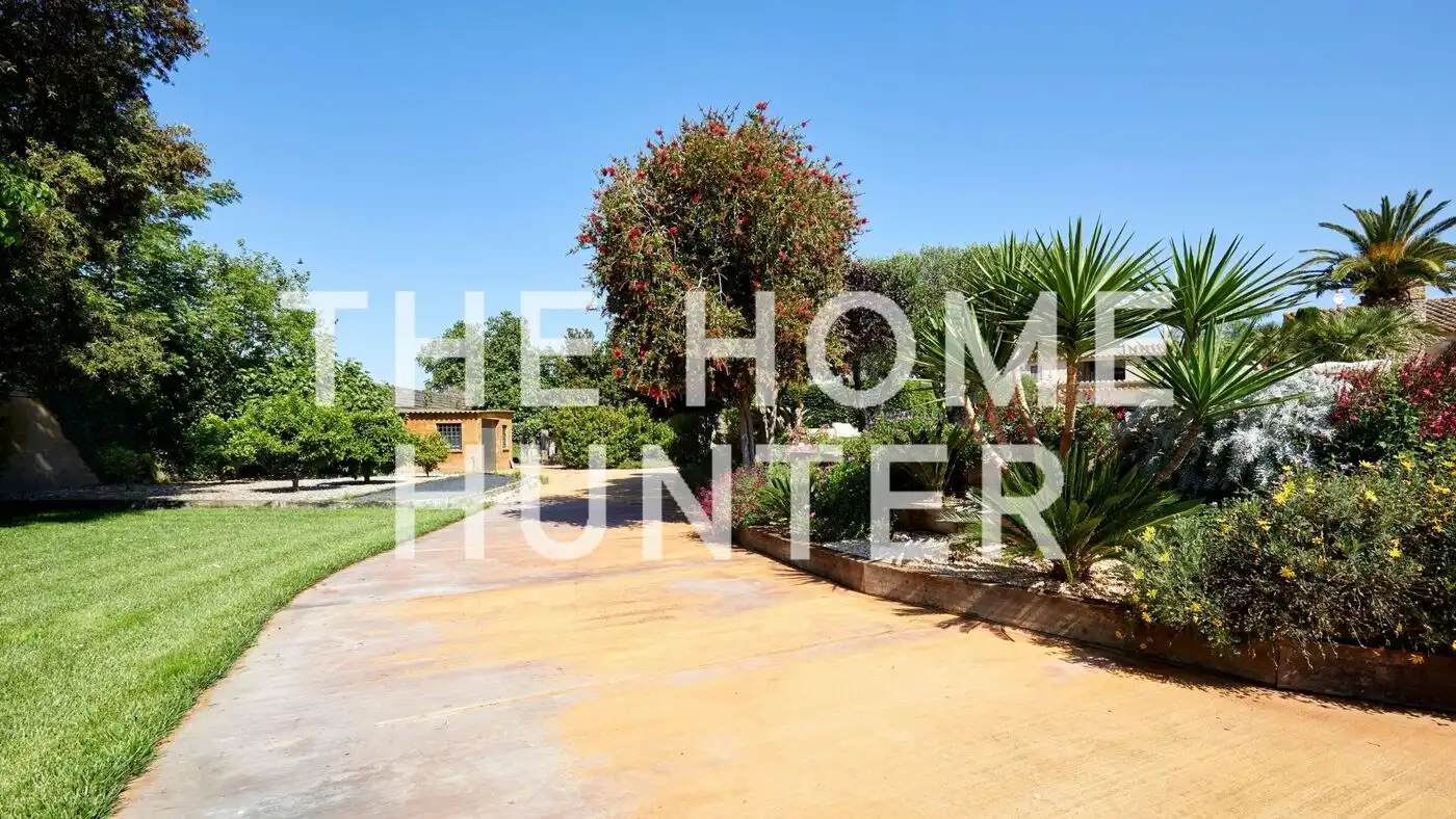 Exterior view of Houses for sale in Ventalló  with Air Conditioner, Heating and Private garden