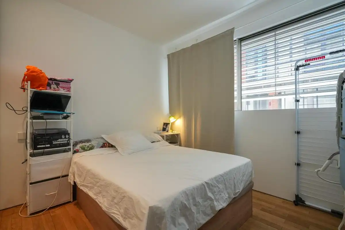 Habitación de Piso en venta en Madrid con Aire acondicionado, Calefacción y Jardín privado