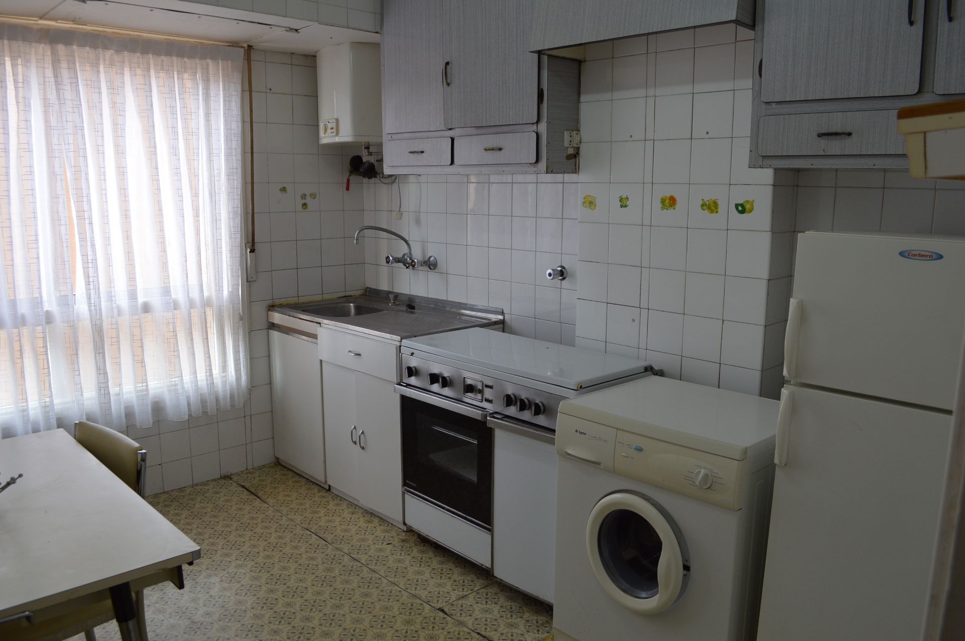 Kitchen of Flat for sale in Medina de Pomar  with Terrace and Furnished