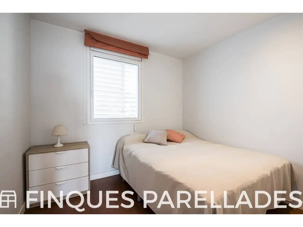 Bedroom of Flat for sale in Sitges  with Air Conditioner, Heating and Parquet flooring