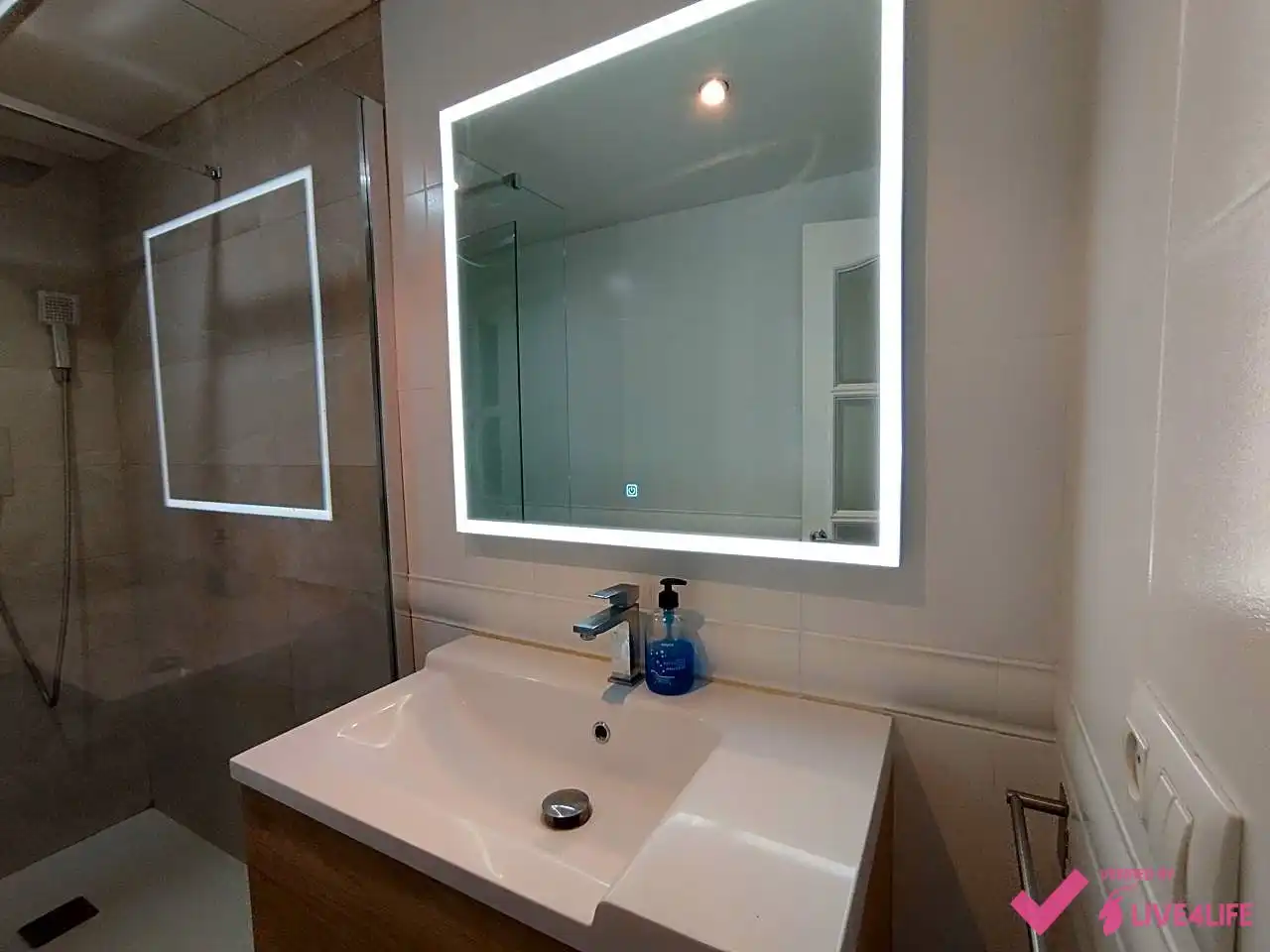 Flat for rent in De Cavite, La Malva-rosa