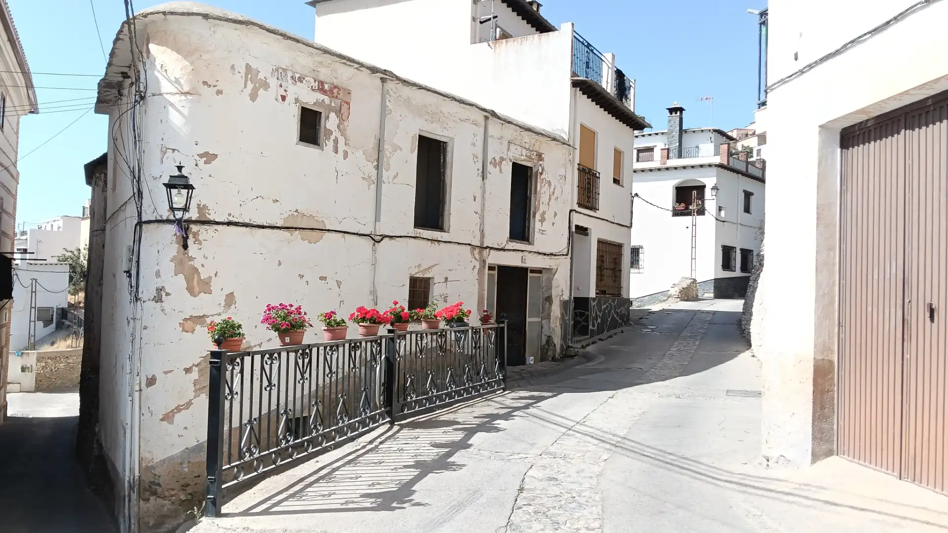 Außenansicht von Haus oder Chalet zum Verkauf in Alpujarra de la Sierra mit Terrasse