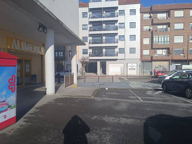 Local comercial en Venta en N/A, -1 en Lugones