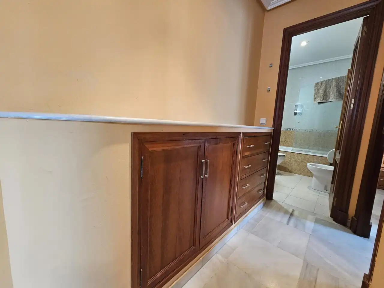 Wohnung zur Miete in Pozo Del Olivar, Divina Pastora - La Yeguada