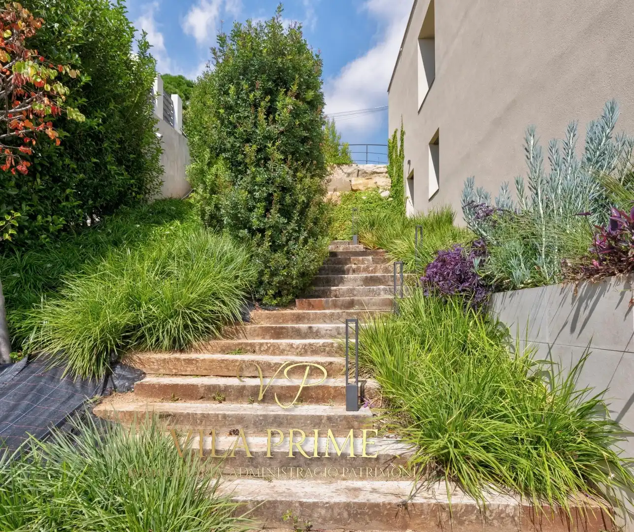 Garden of Houses for sale in Cabrils  with Air Conditioner, Heating and Private garden