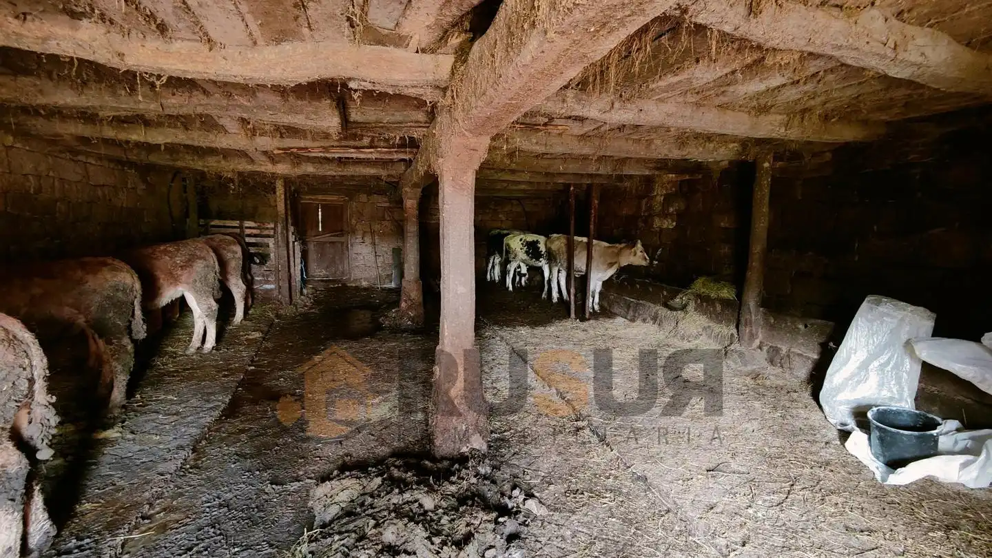 Casa rústica en venta en Vegaloscorrales, imagen 13