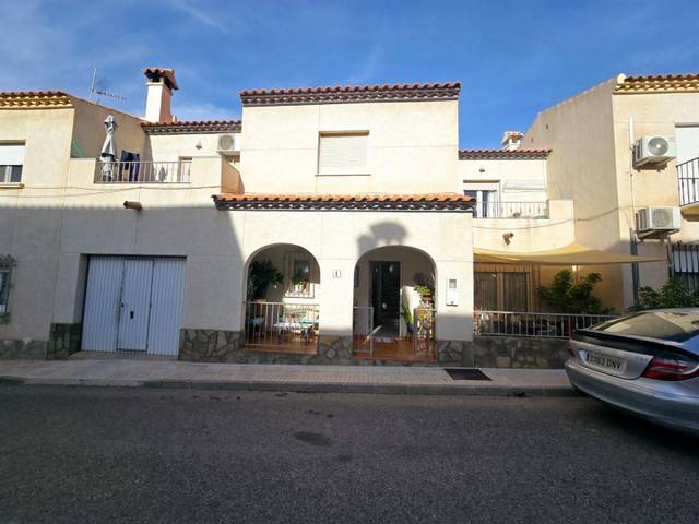 Casa-chalet en Venta en AGUA BUENA en Turre