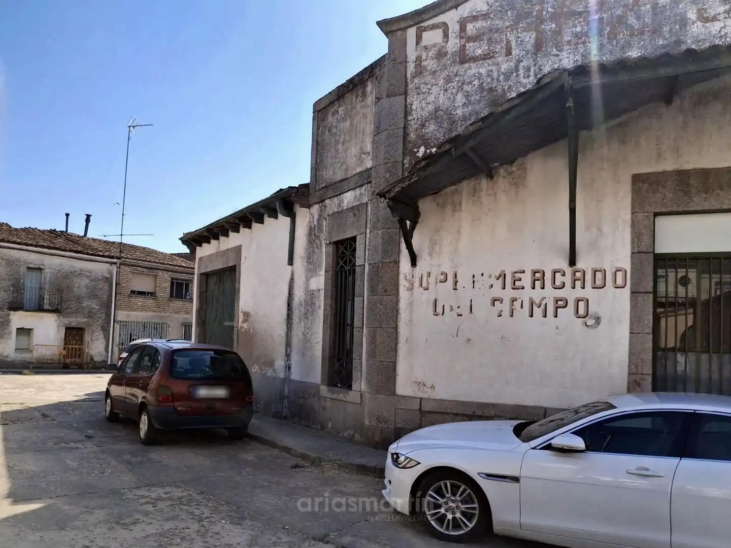 Vista exterior de Edificio en venta en Vitigudino, Salamanca