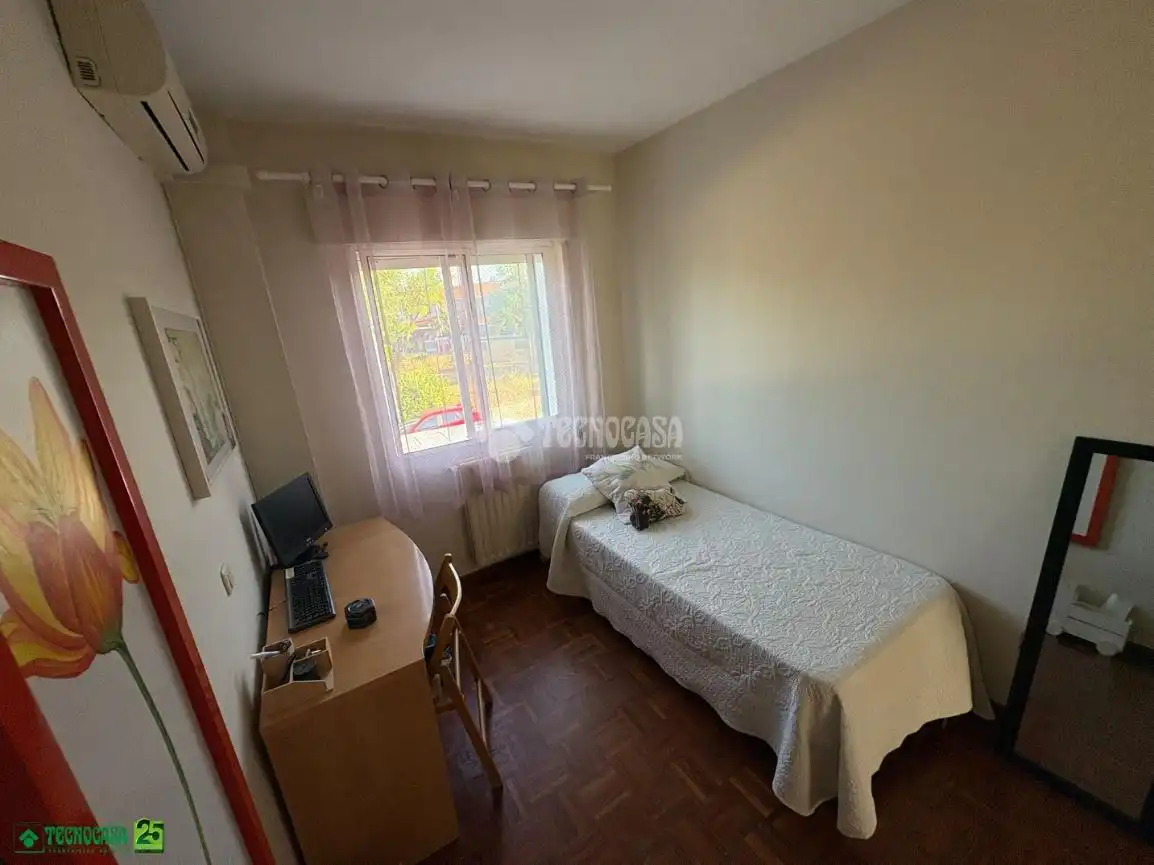Casa adosada en venta en C. las Viñas, Miguelturra
