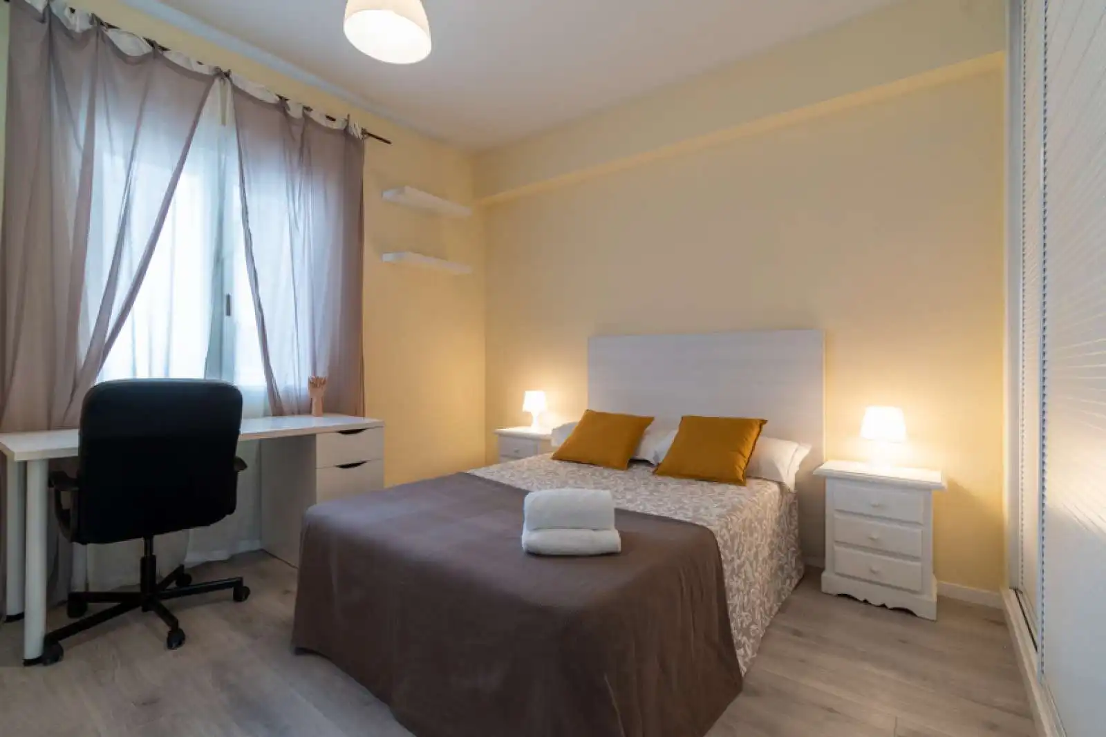 Room in Madrid, Madrid