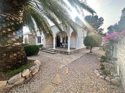 Vista exterior de Casa o xalet en venda en Mont-roig del Camp amb Aire condicionat i Terrassa