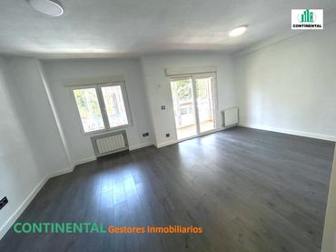 Appartamento con ascensore in vendita a Real