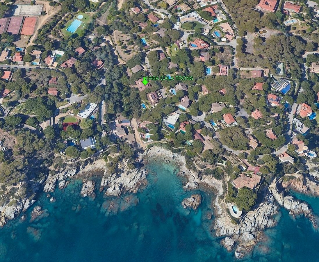 Single-family semi-detached for sale in Lloret de Mar  with Air Conditioner, Heating and Private garden