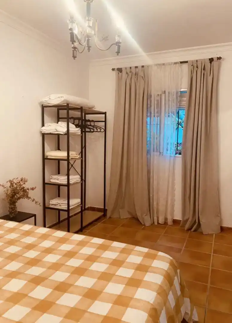 Dormitori de Apartament en venda en Alcalá de los Gazules amb Terrassa, Moblat i Rentadora