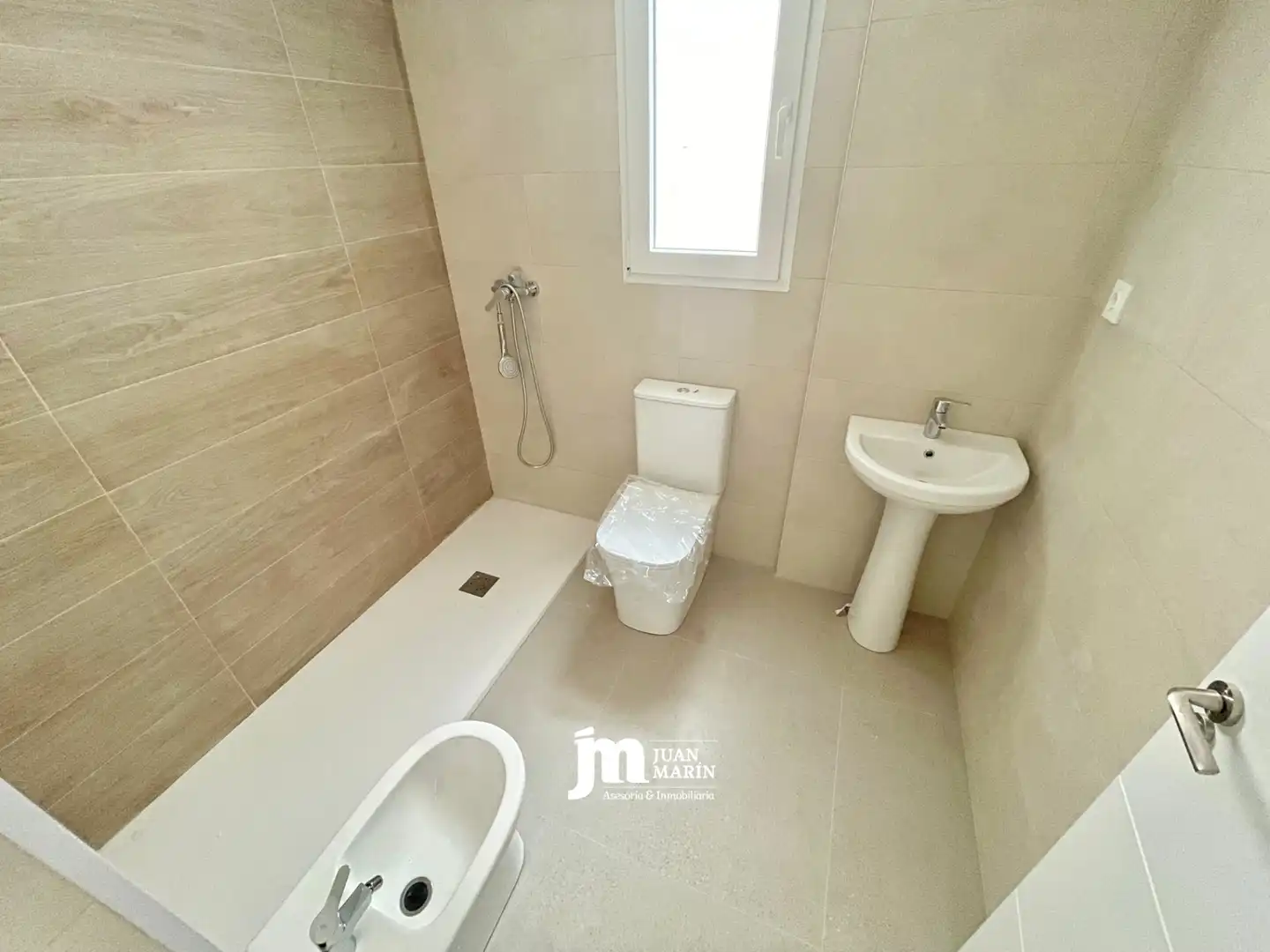 Bathroom of Flat for sale in Cieza  with Storage room