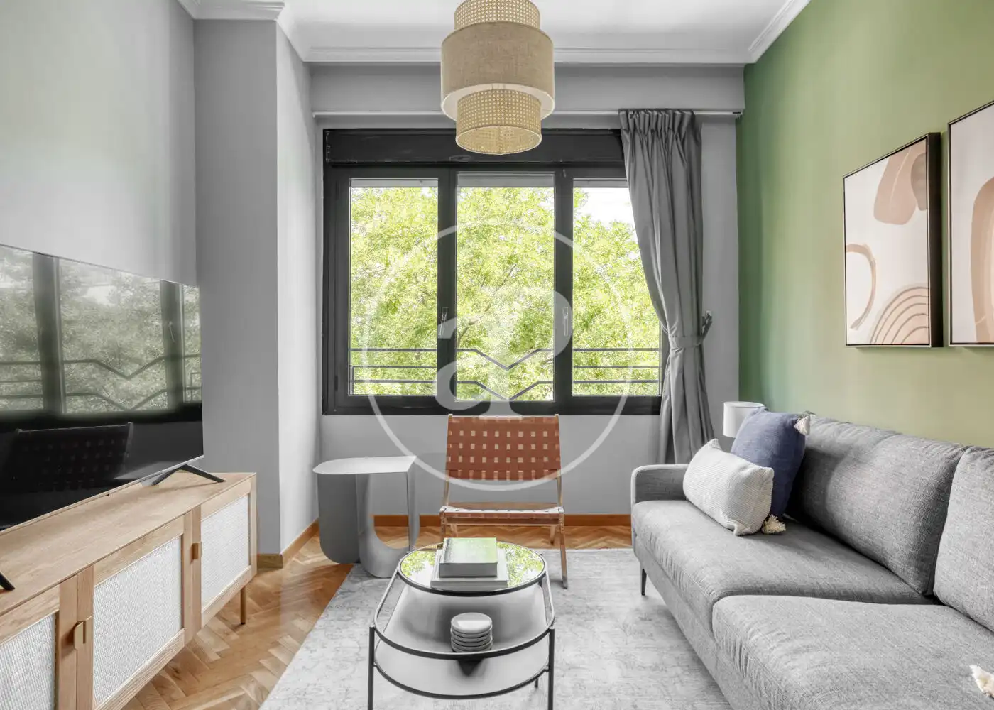 Living room of Flat for rent in Madrid  with Air Conditioner, Heating and Furnished