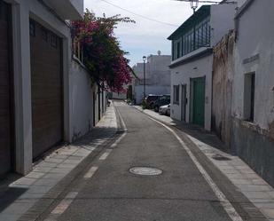 Vista exterior de Casa o xalet en venda en Arrecife amb Terrassa