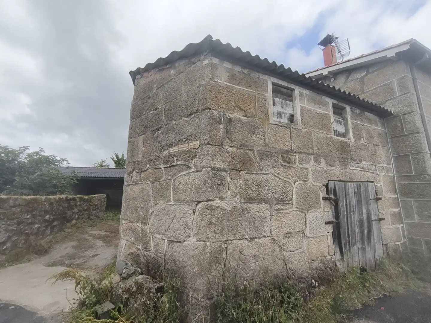 Exterior view of Houses for sale in Ourense Capital 