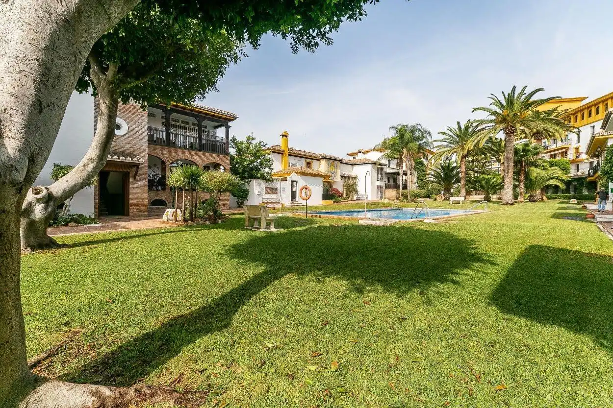 Garten von Wohnungen zum Verkauf in Fuengirola mit Balkon und Gemeinschaftspool