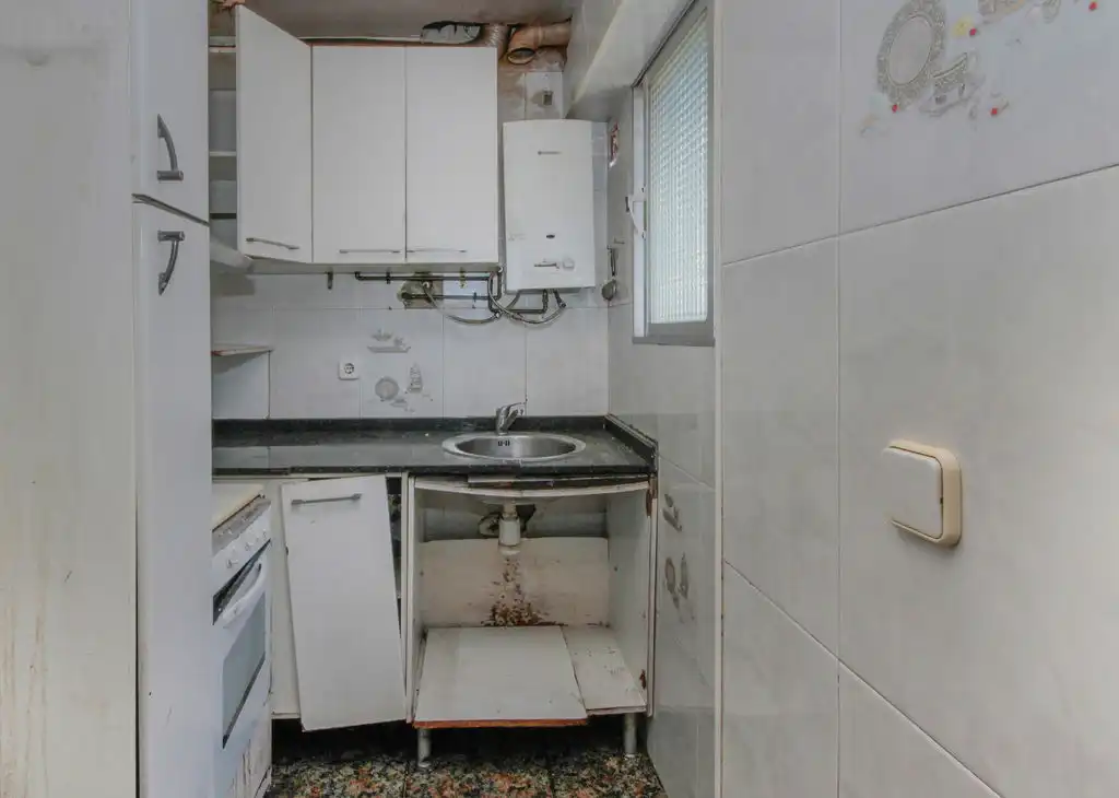 Kitchen of Flat for sale in Barcelona