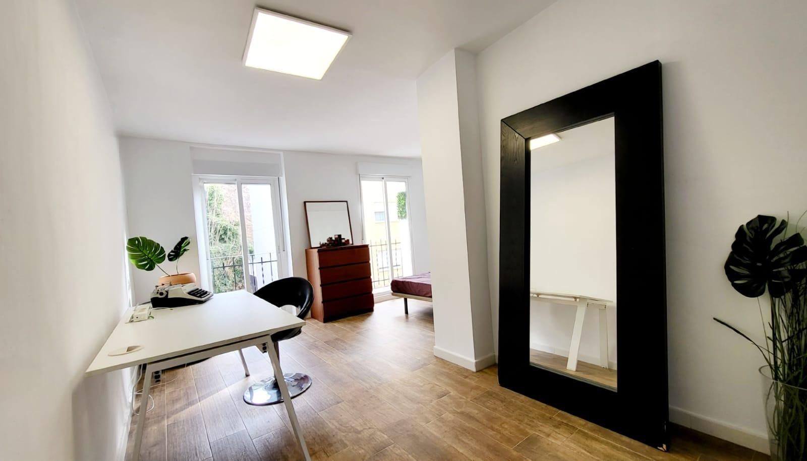 Dormitori de Apartament en venda en Alcoy / Alcoi amb Terrassa i Balcó