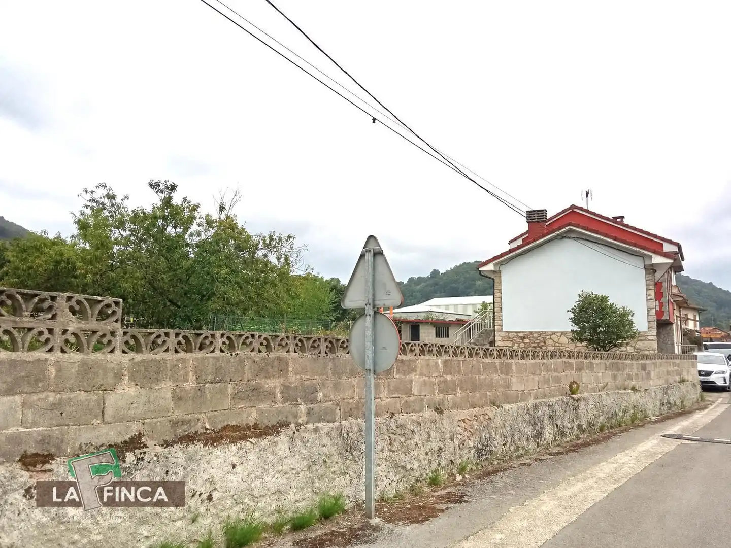 Casa adosada en venda a VEGALENCIA, Ribera de Arriba