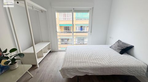 Foto 5 de Piso en venta en Los Castillejos - La Trinidad, Málaga Capital